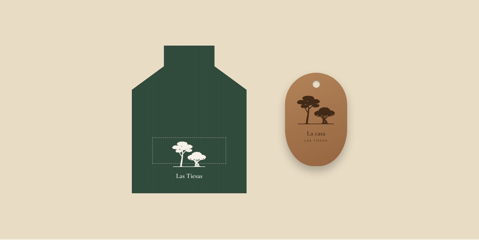 Embroidered apron and engraved olive-wood keyring.
